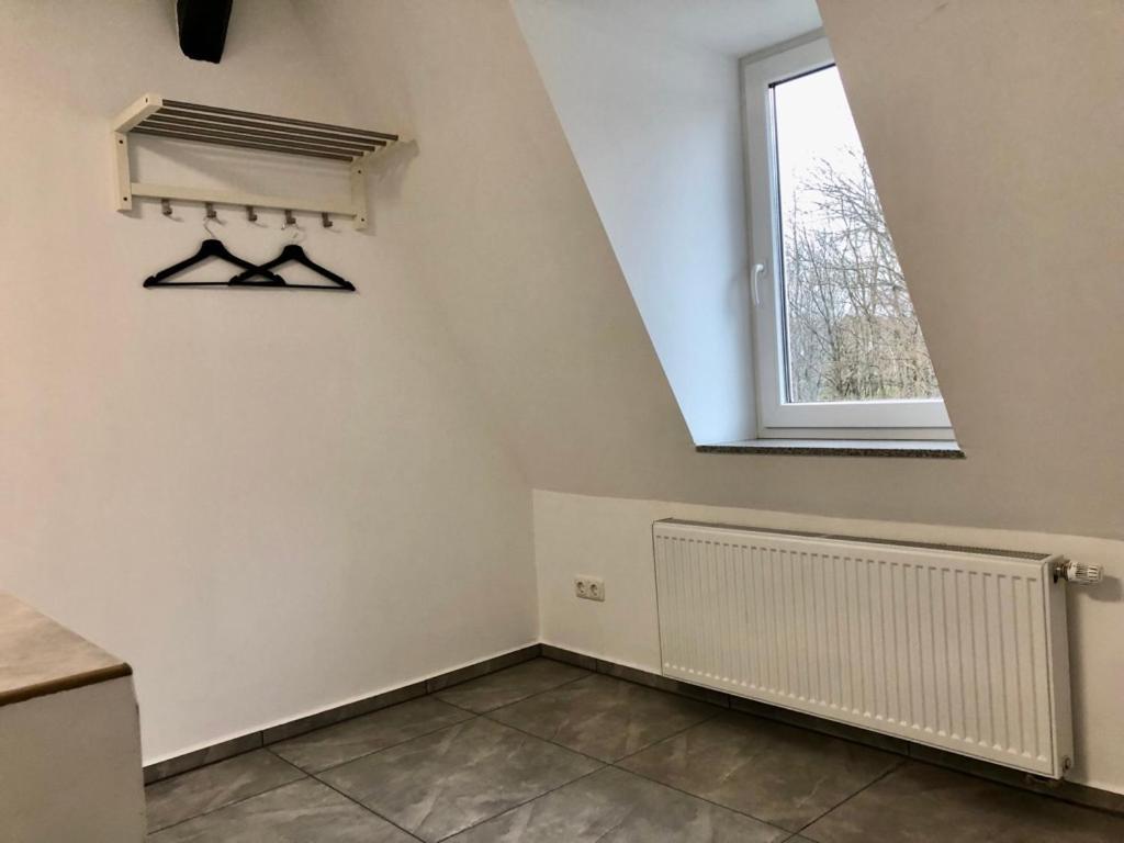 Dachgeschosswohnung Mit Seeblick Ahrensbok Exterior foto